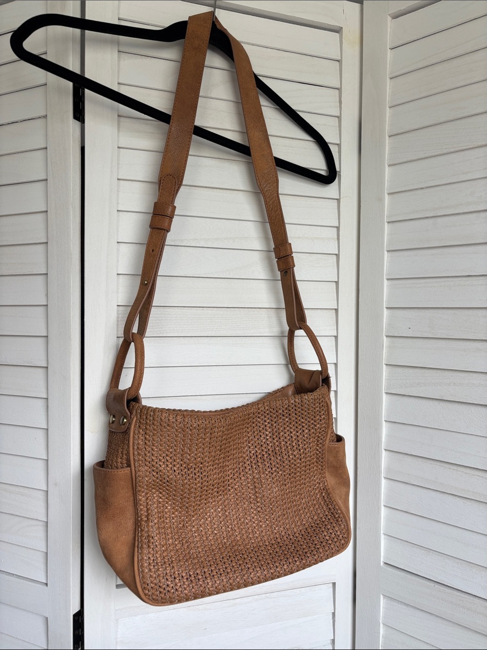 HOBO Woven Shoulder Bag - Tan